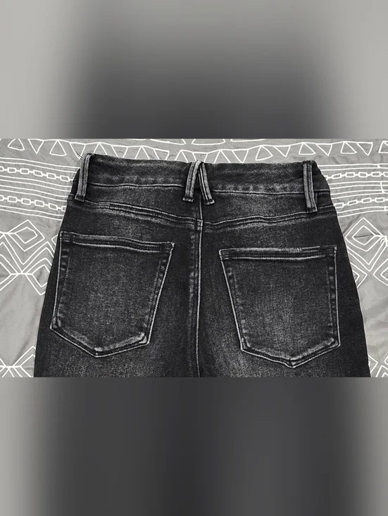 Good American Good Waist Black Cropped Distressed Skinny Jeans Size 4/27 - Picture 4 of 7